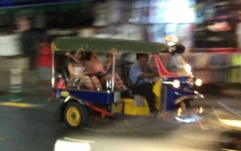 CMLocals Chiang Mai Locals Visa-Exempt Entry border crossing vehicle showing land border checkpoint